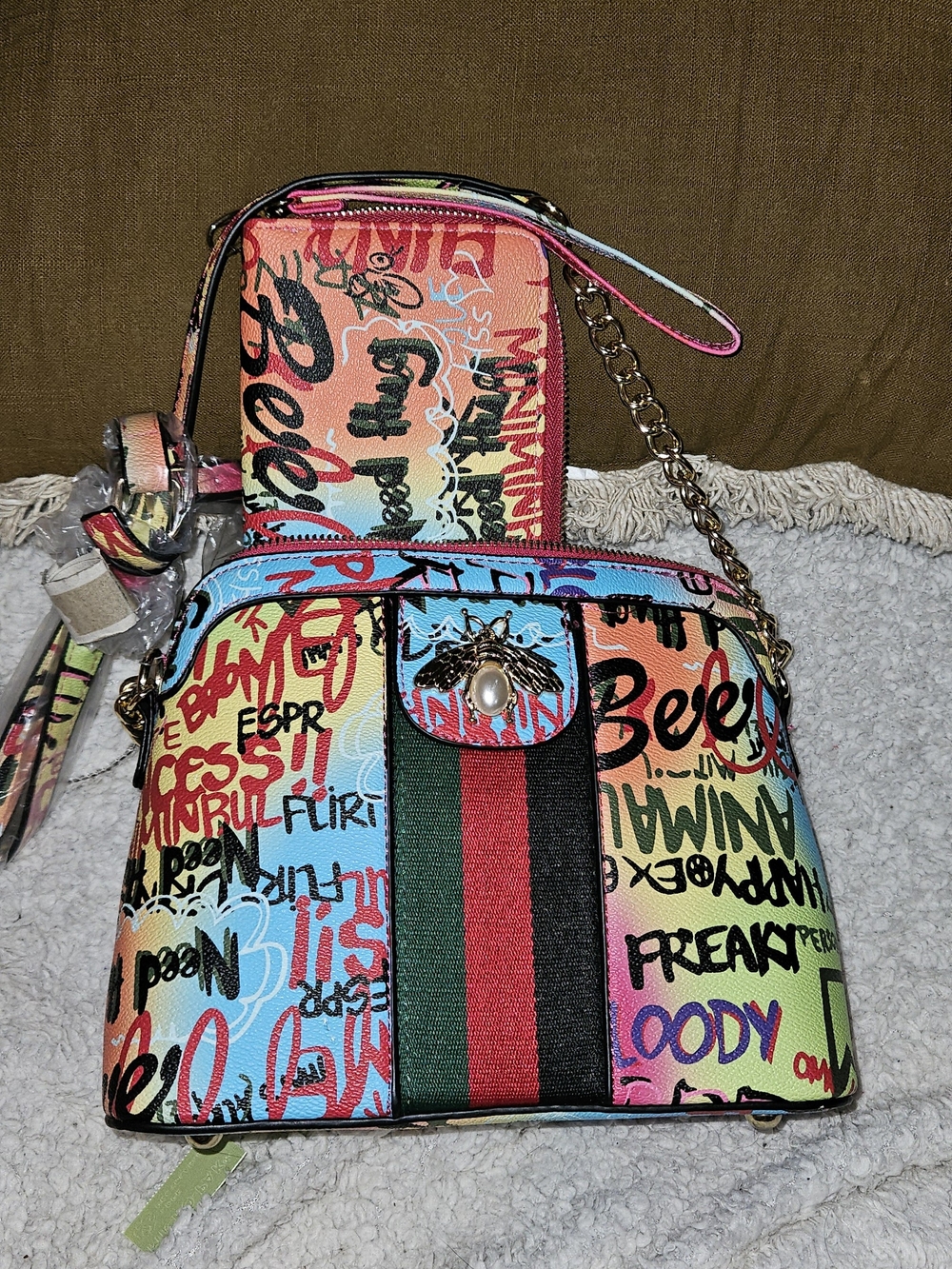 Colorful Graffiti Stripe Women’s Crossbody Bag With Matching Wallet - Multicolor